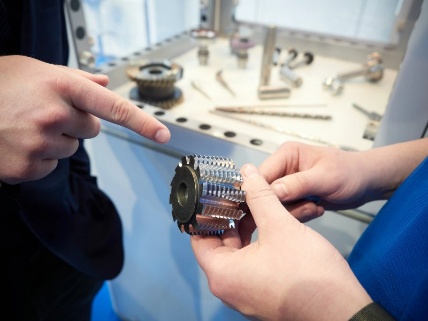 CNC tool grinding machine